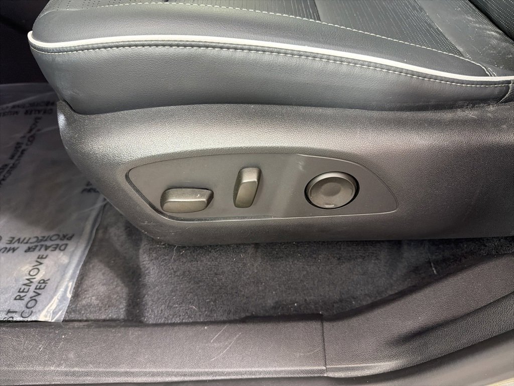 Used 2025 Buick Enclave Sport Touring image 20