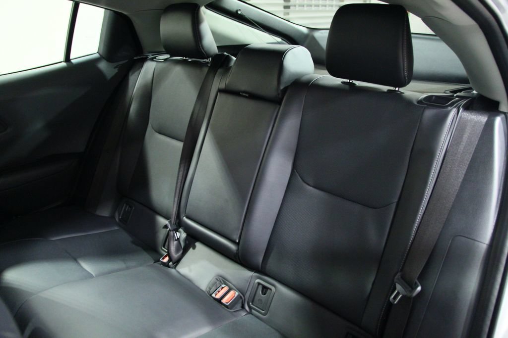 Used 2024 Toyota Prius XLE AWD/4WD image 28