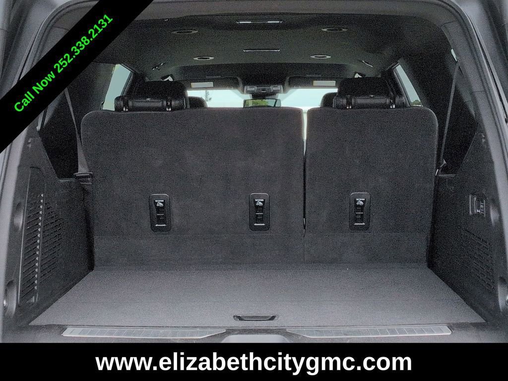 Used 2025 GMC Yukon XL Denali AWD/4WD image 13