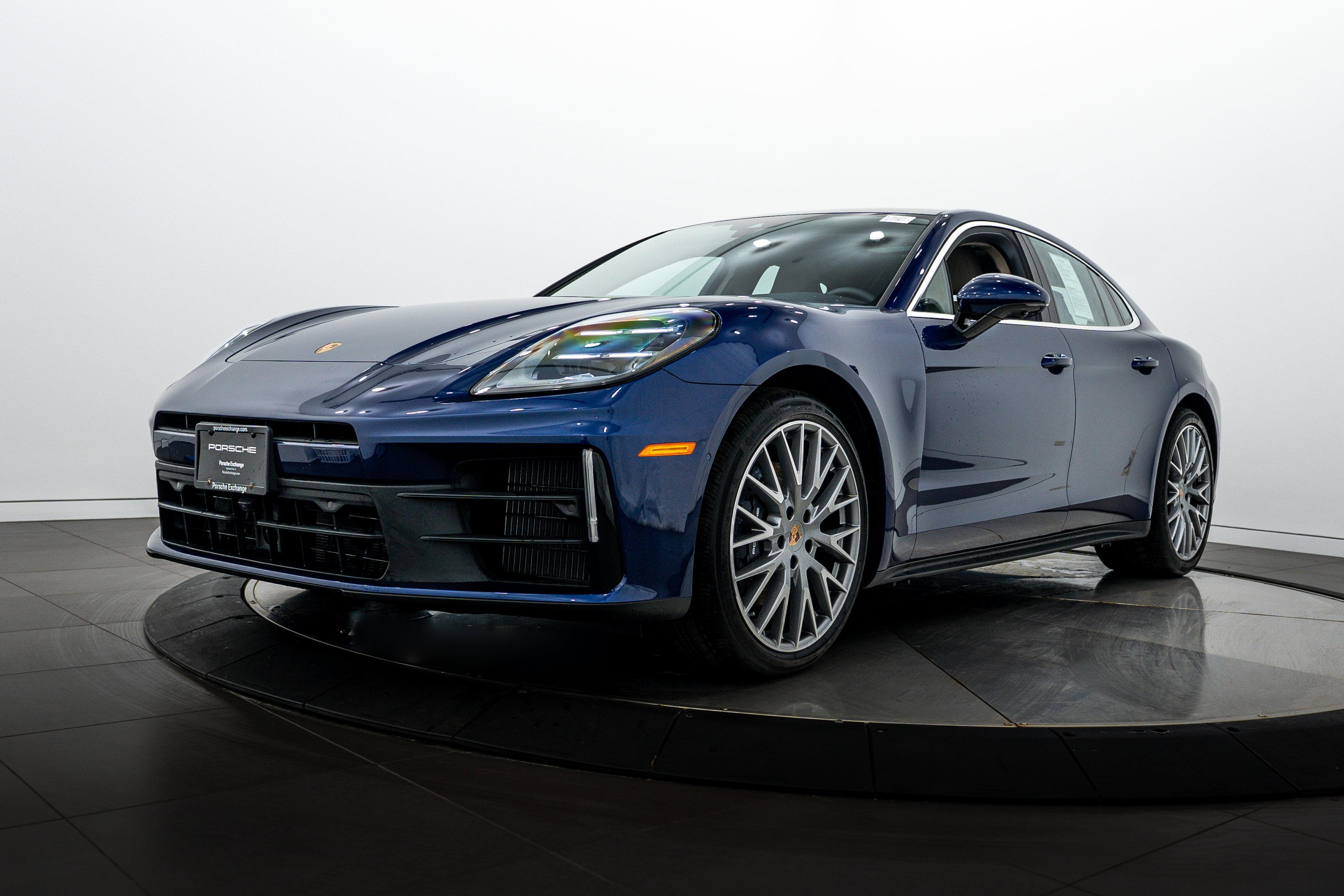 Certified 2026 Porsche Panamera 4 AWD/4WD image 1