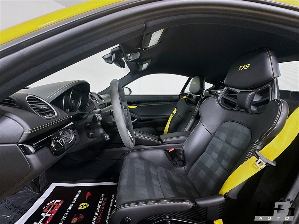 Used 2023 Porsche 718 Cayman image 15