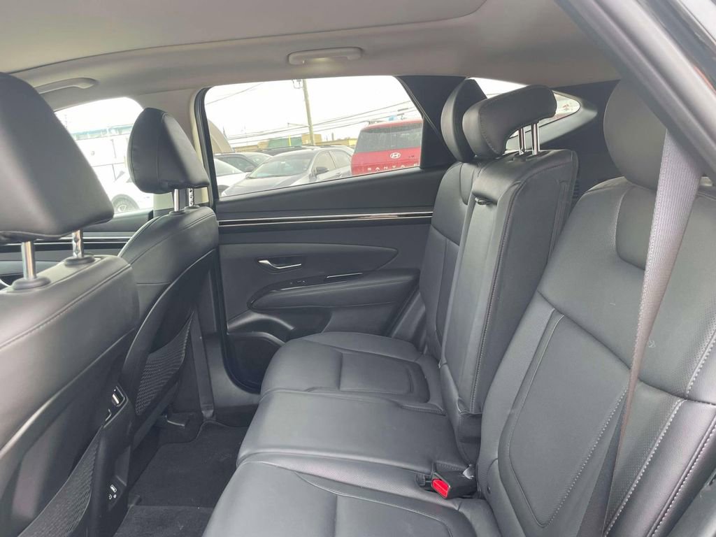 Used 2023 Hyundai Tucson Limited image 11