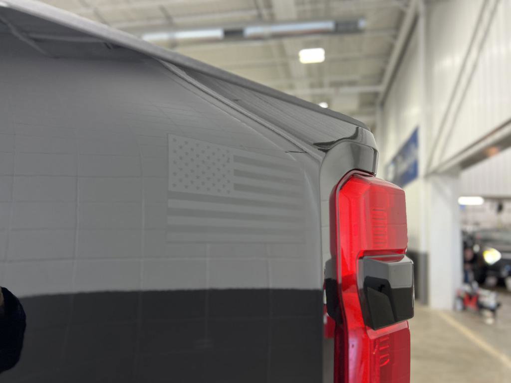 New 2026 Ford F250 Lariat w/ Black Appearance Package image 16