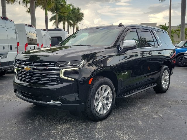 Used 2024 Chevrolet Tahoe Premier w/ Premium Package 2 RWD image 31
