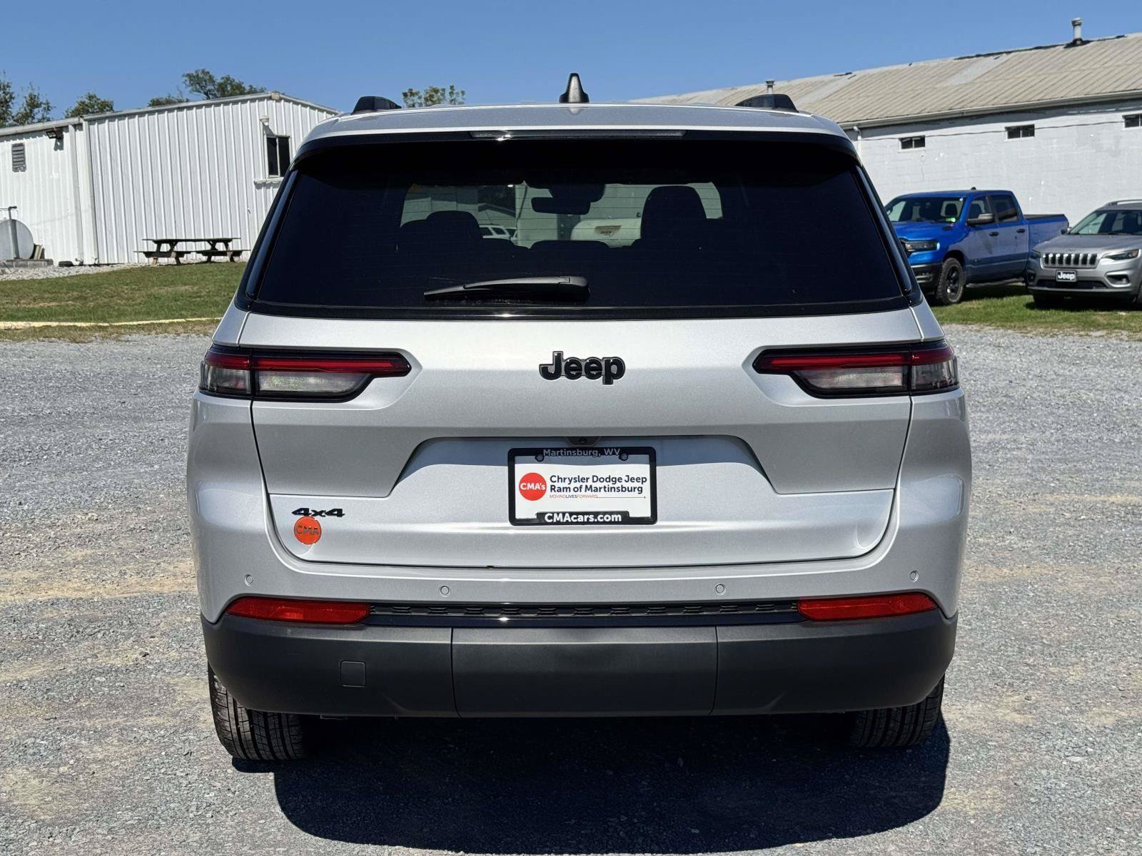 New 2025 Jeep Grand Cherokee L Altitude AWD/4WD image 21