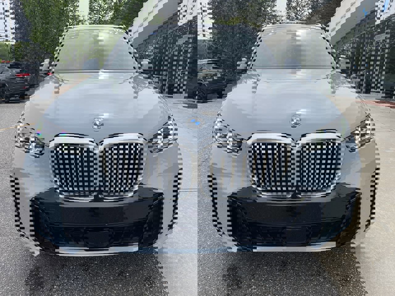 Certified 2024 BMW X5 xDrive40i w/ M Sport Package image 10