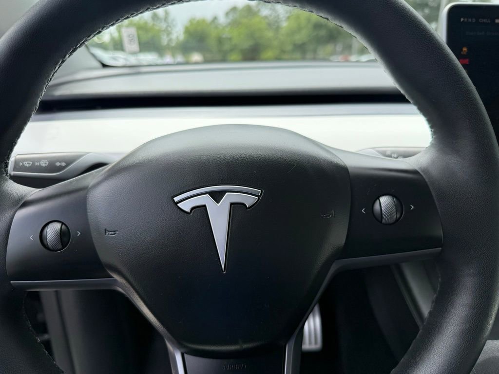 Used 2023 Tesla Model Y Performance image 23