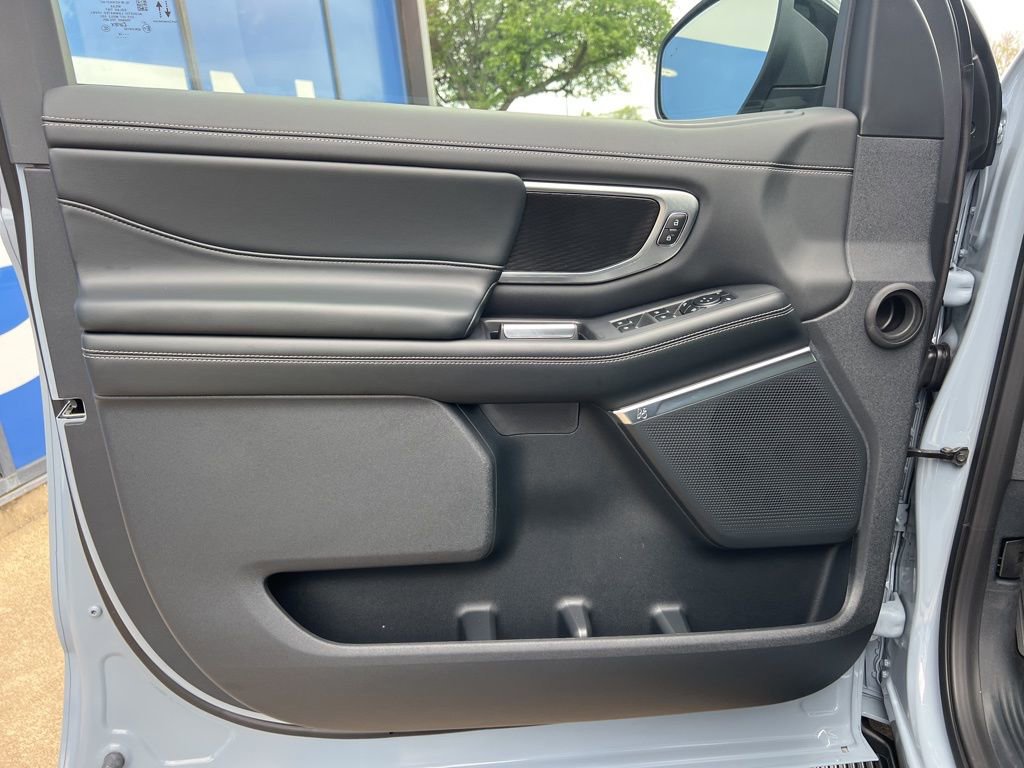 New 2026 Ford Expedition Max Platinum AWD/4WD image 16