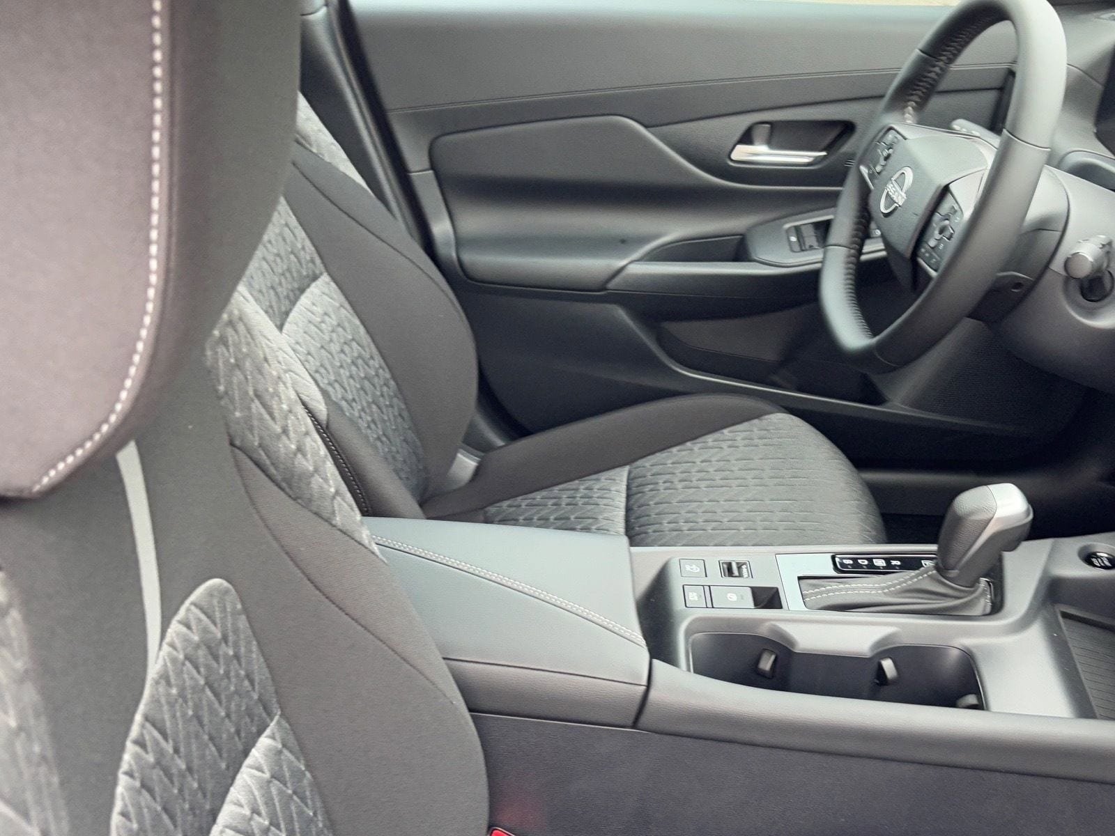 New 2026 Nissan Sentra SV w/ SV Convenience Package FWD image 12