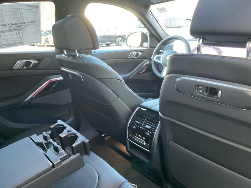 New 2026 BMW X6 xDrive40i image 29