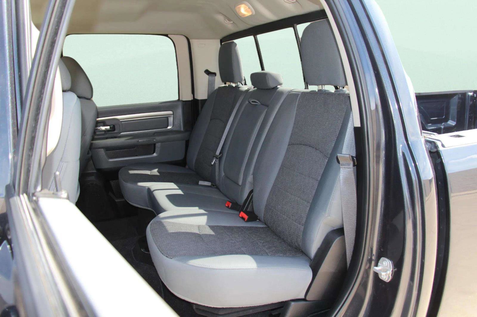 Used 2018 RAM 3500 SLT w/ Protection Group image 24