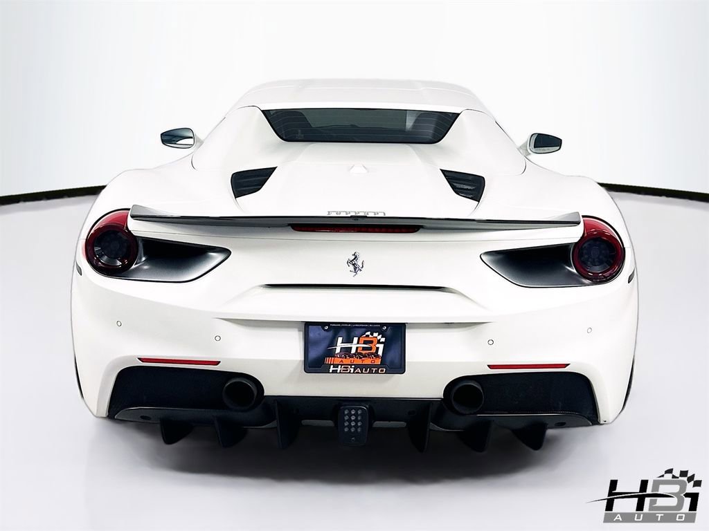 Used 2018 Ferrari 488 Spider image 7