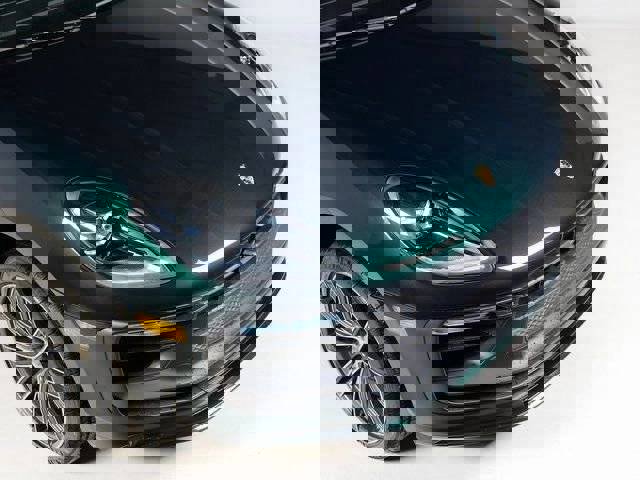 New 2026 Porsche Macan GTS AWD/4WD image 32