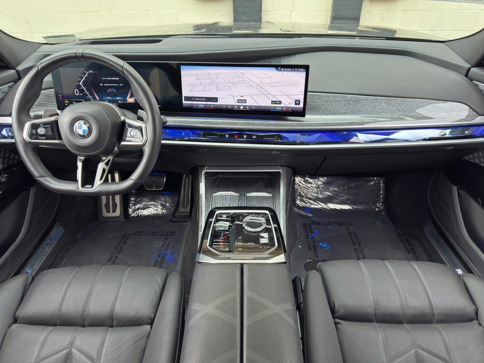 Used 2023 BMW 760i xDrive AWD/4WD image 14