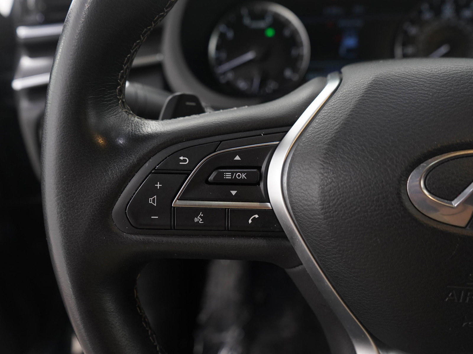 Used 2024 INFINITI QX55 Luxe image 25