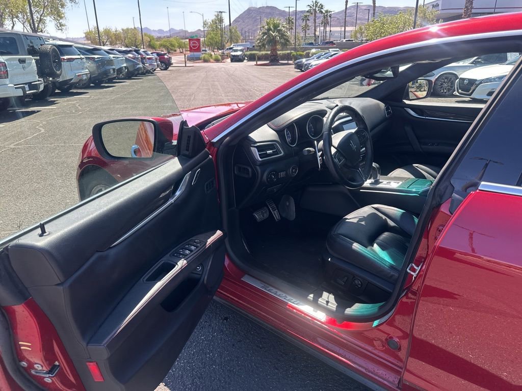 Used 2015 Maserati Ghibli RWD image 10