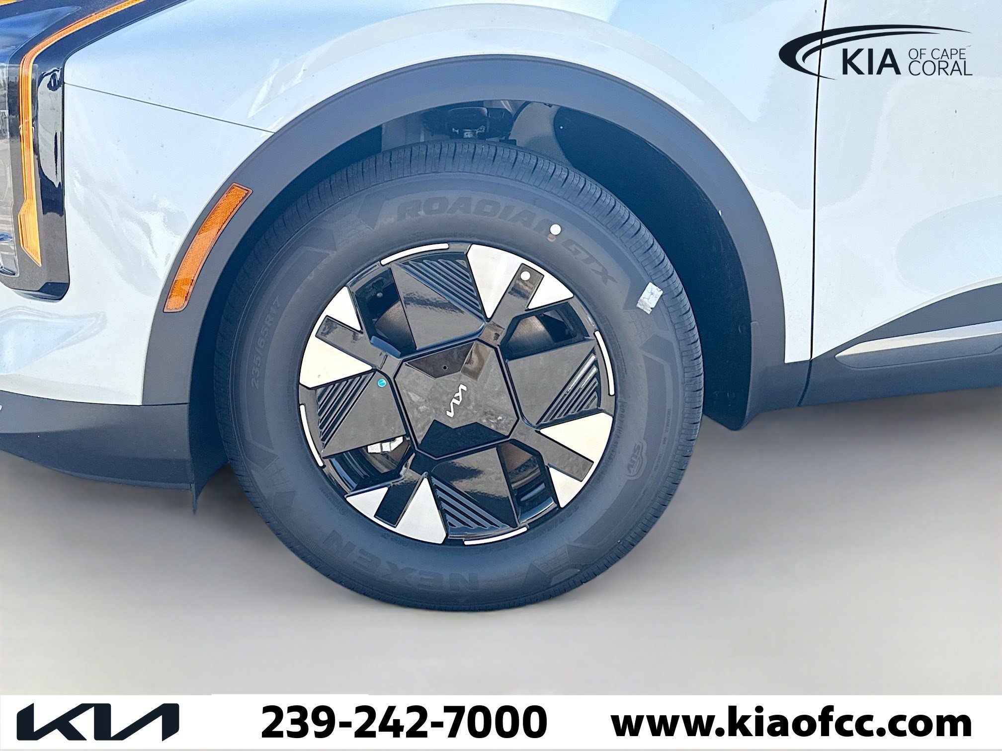 New 2026 Kia Sportage LX image 37