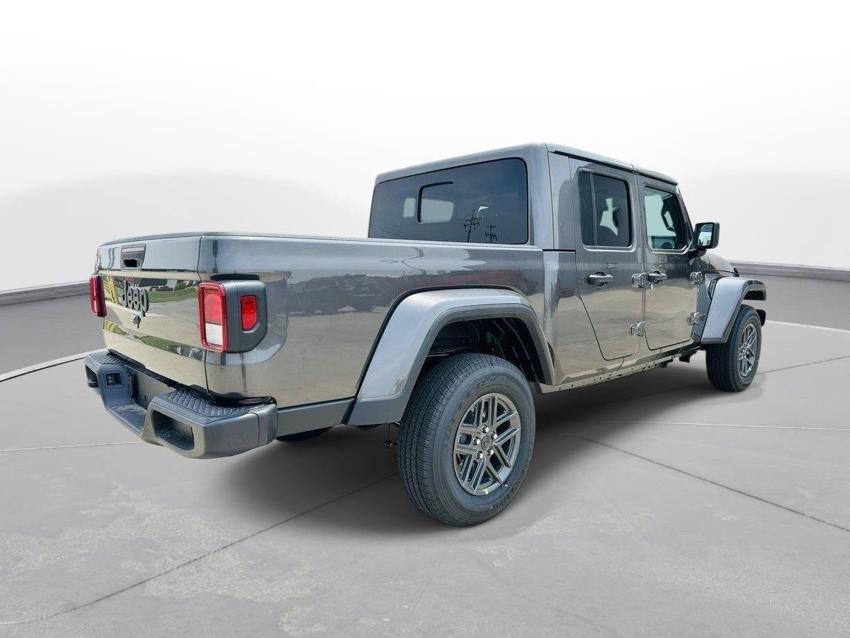 New 2025 Jeep Gladiator Sport AWD/4WD image 37