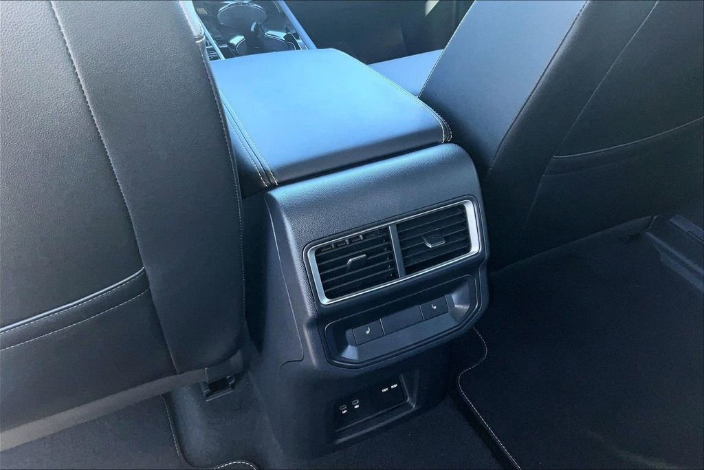 Used 2025 Volkswagen Atlas Cross Sport SEL R-Line image 25