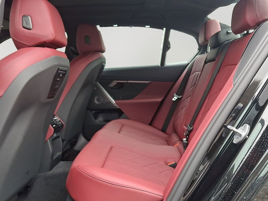 Certified 2025 BMW i5 M60 w/ Executive Package image 8