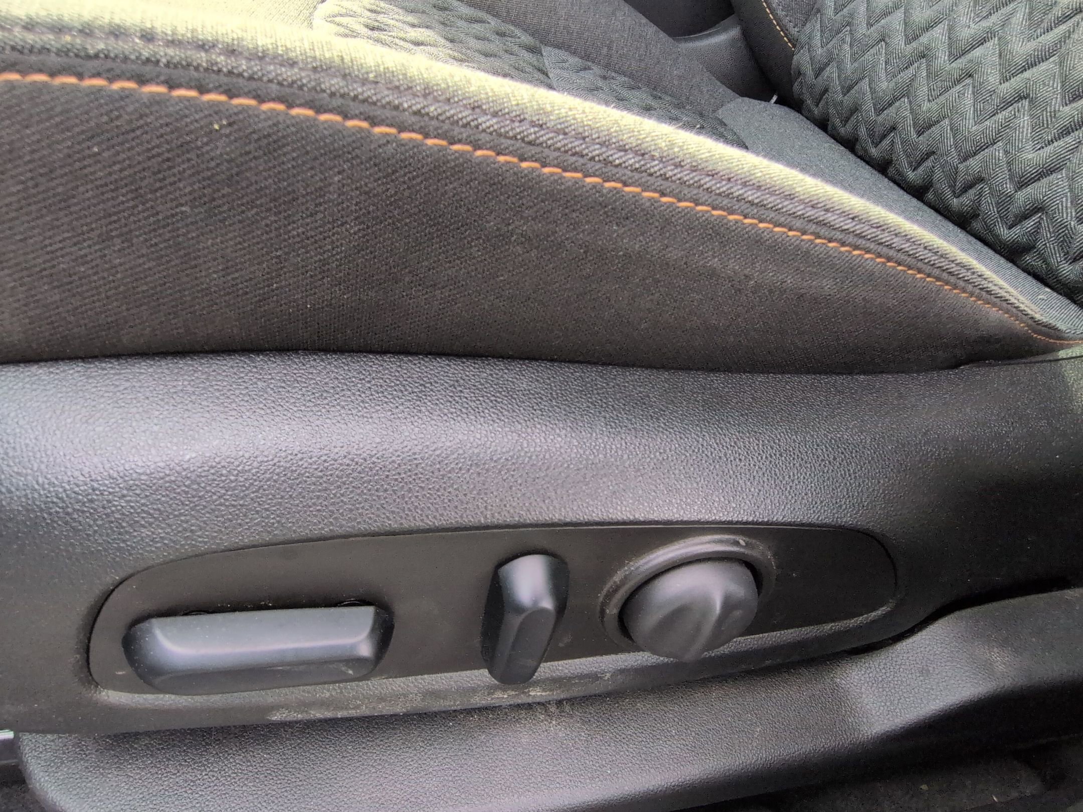 Used 2023 Chevrolet Equinox LT image 17