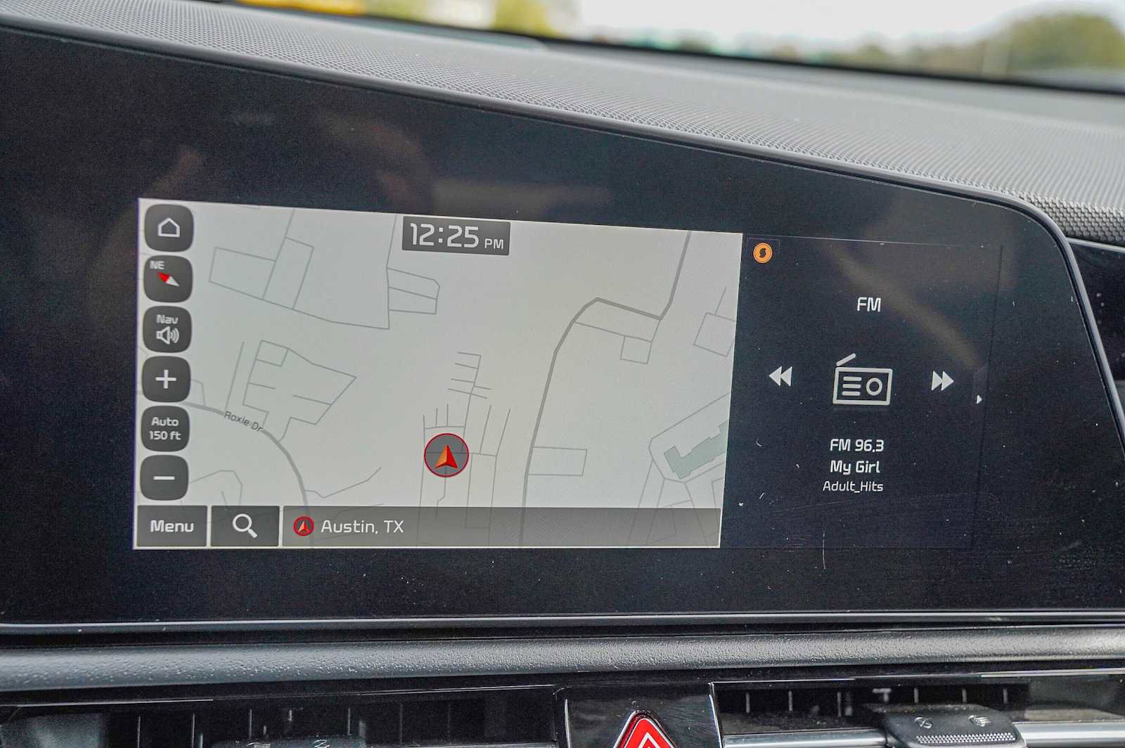 Certified 2024 Kia Niro SX Touring image 19