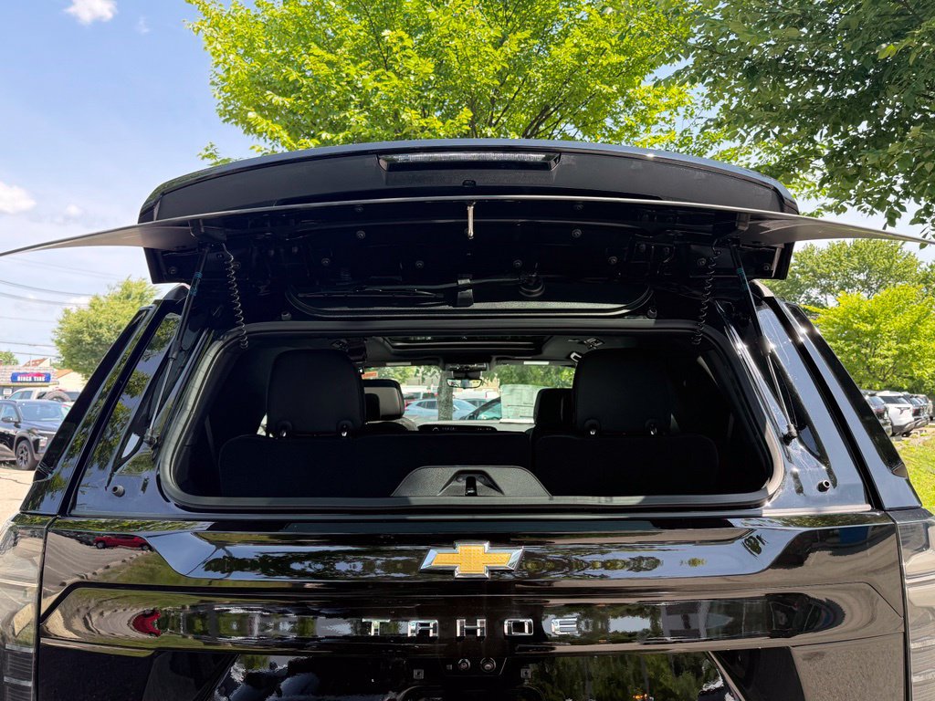 New 2026 Chevrolet Tahoe High Country AWD/4WD image 11