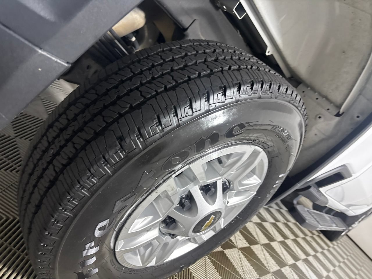 Used 2026 Chevrolet Silverado 2500 LT AWD/4WD image 31