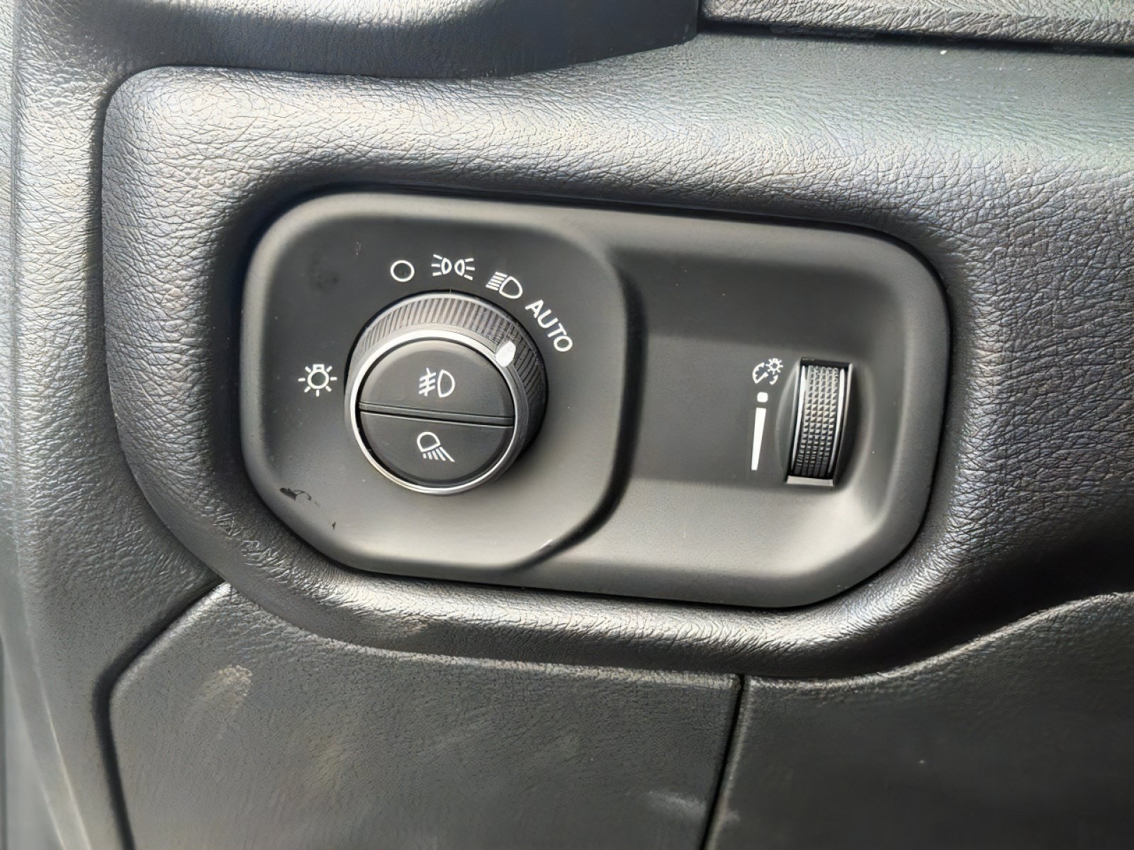 New 2026 RAM 2500 Big Horn AWD/4WD image 23