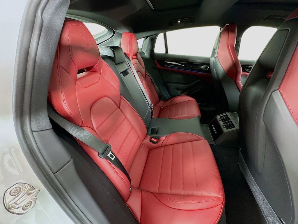 New 2026 Porsche Panamera image 29