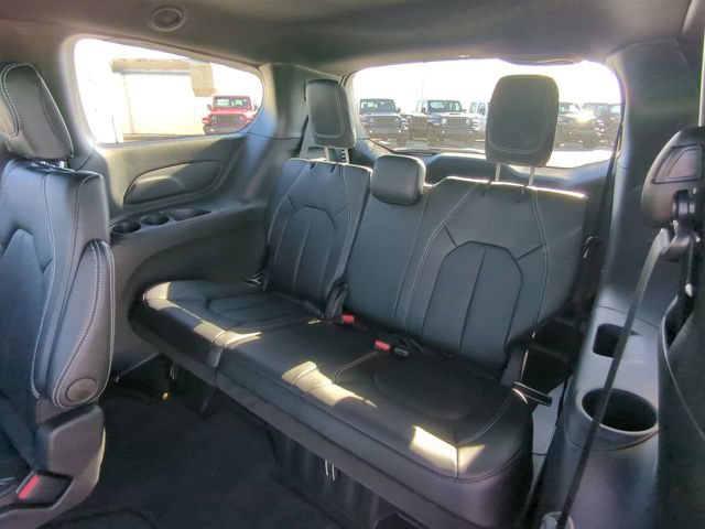 New 2026 Chrysler Voyager LX FWD image 16