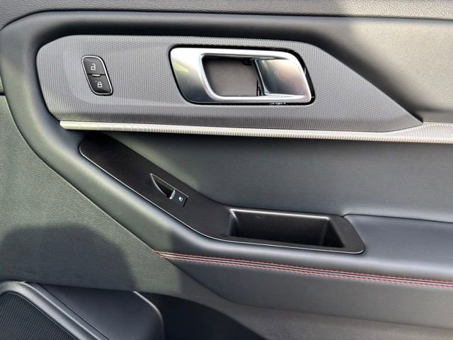 New 2026 Ford Explorer ST-Line w/ ST-Line Street Pack image 21