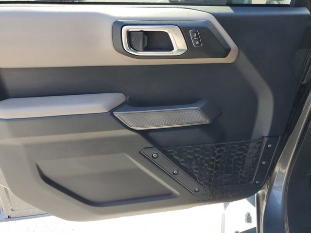 Used 2022 Ford Bronco Wildtrak image 11