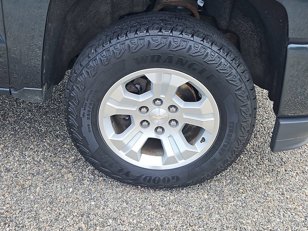 Certified 2019 Chevrolet Silverado 1500 LT w/ All Star Edition AWD/4WD image 10