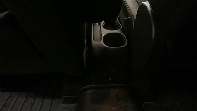 Used 2020 Chevrolet Trax LT w/ LT Convenience Package image 21