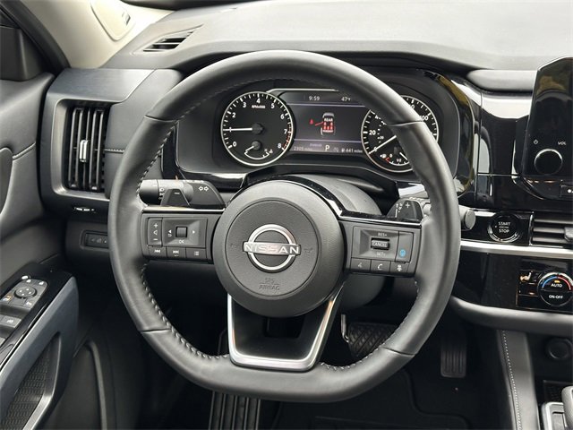 Certified 2025 Nissan Pathfinder SL w/ SL Premium Package image 25