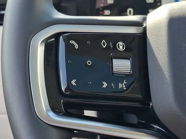 Used 2025 Land Rover Discovery Sport S AWD/4WD image 19