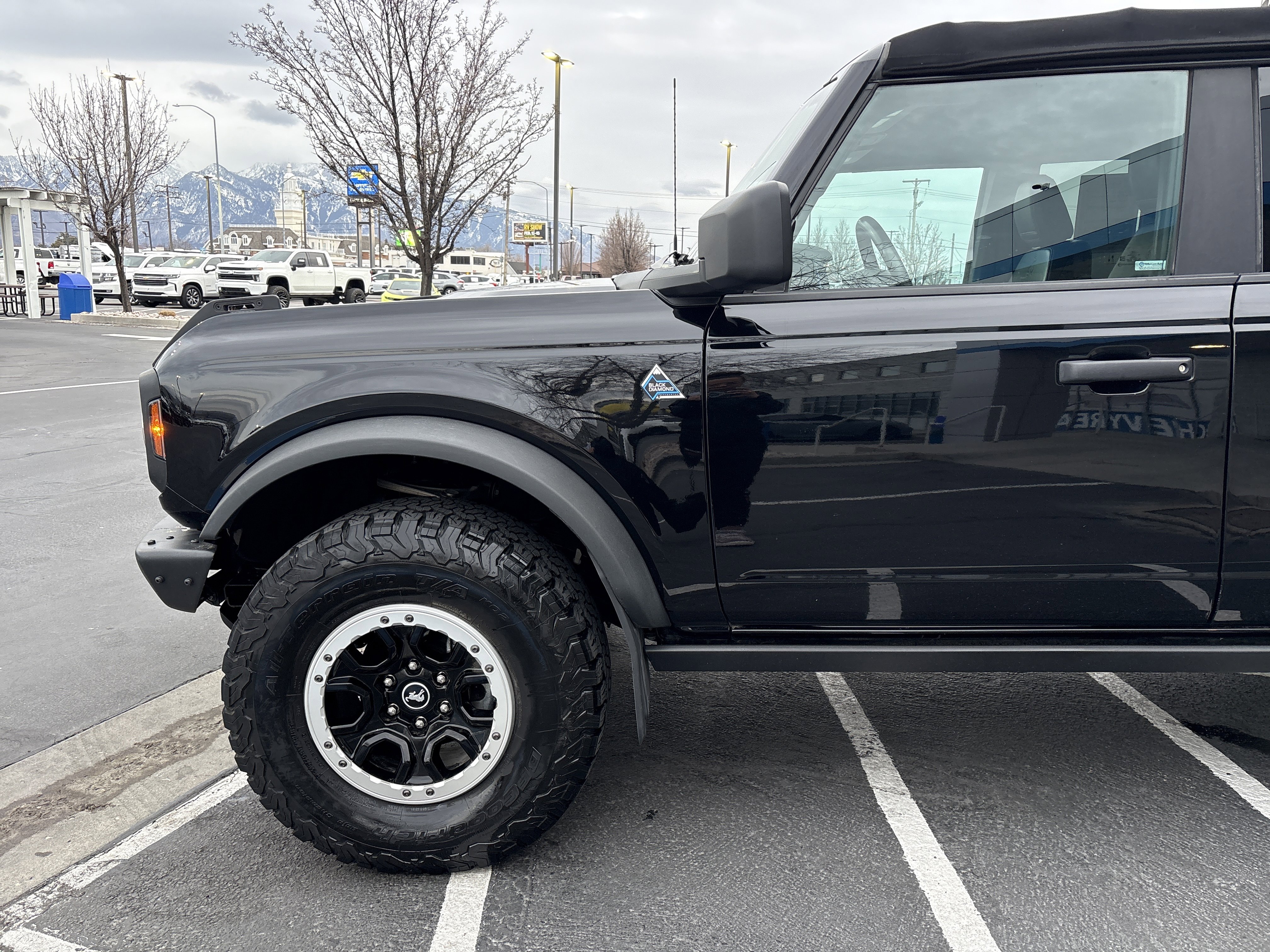 Used 2021 Ford Bronco Black Diamond w/ Sasquatch Package image 10