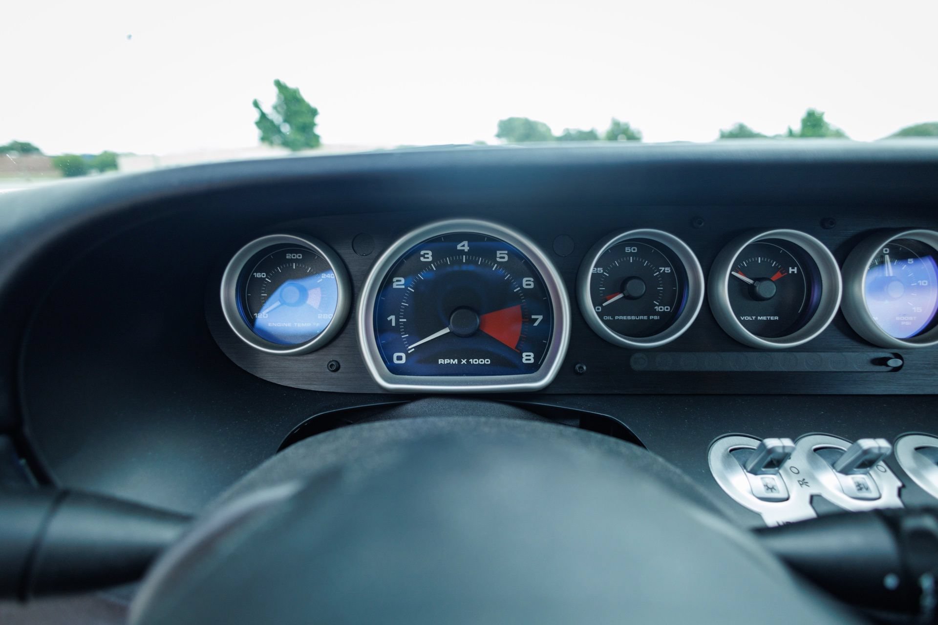 Used 2005 Ford GT RWD image 39