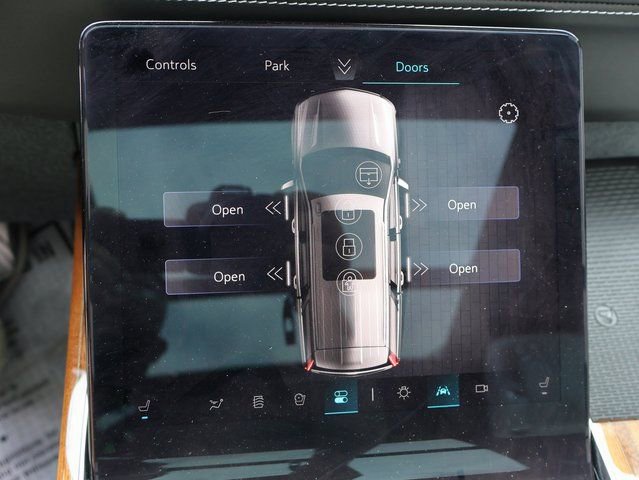 Certified 2025 Cadillac Escalade Premium Luxury Platinum image 31