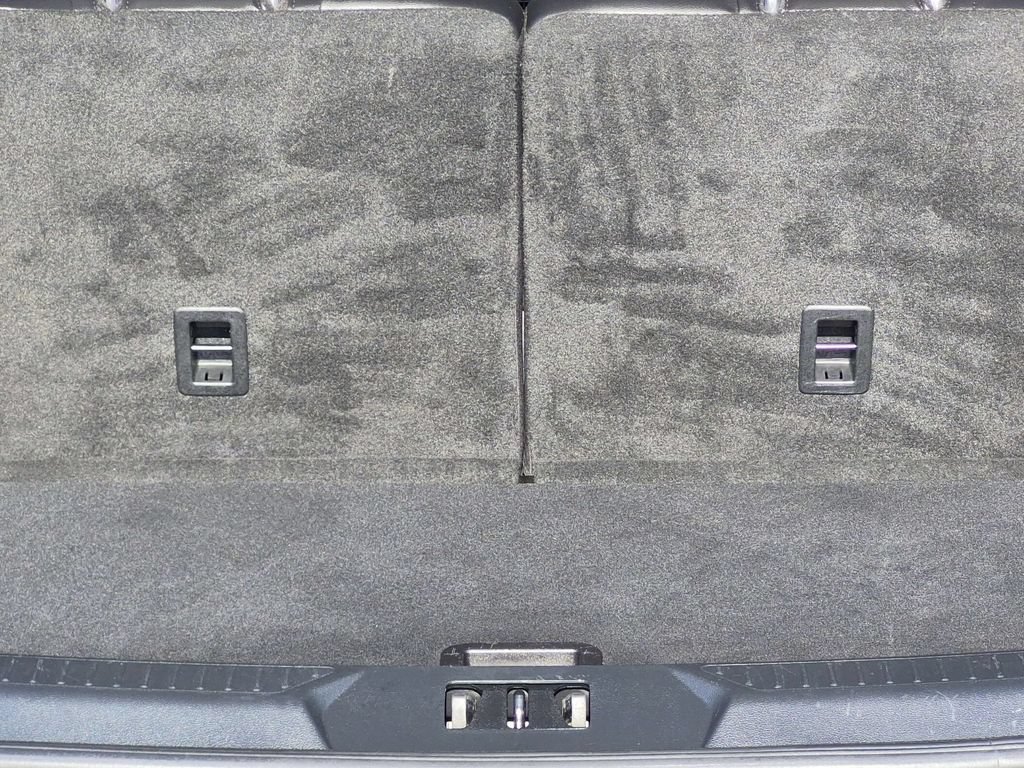 Used 2023 Ford Explorer Limited w/ Class IV Trailer Tow Package AWD/4WD image 7