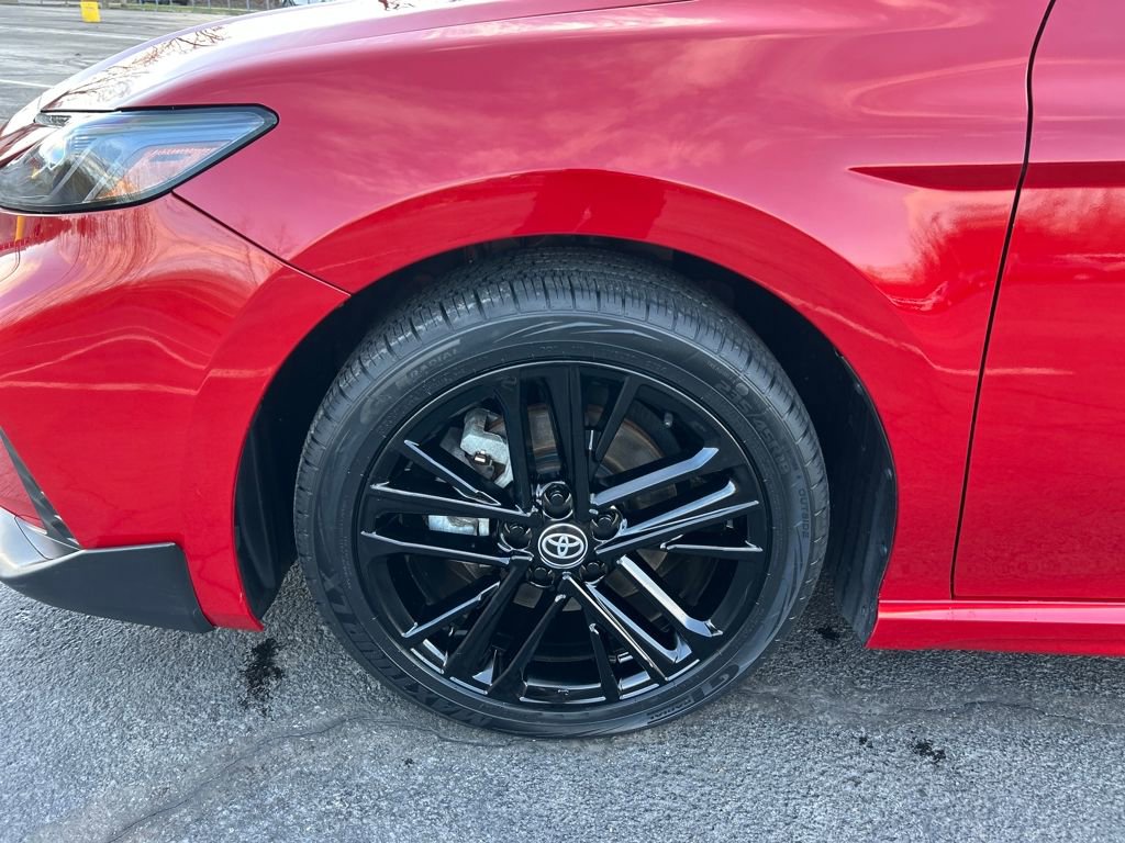 Certified 2025 Toyota Camry SE w/ Convenience Package image 30