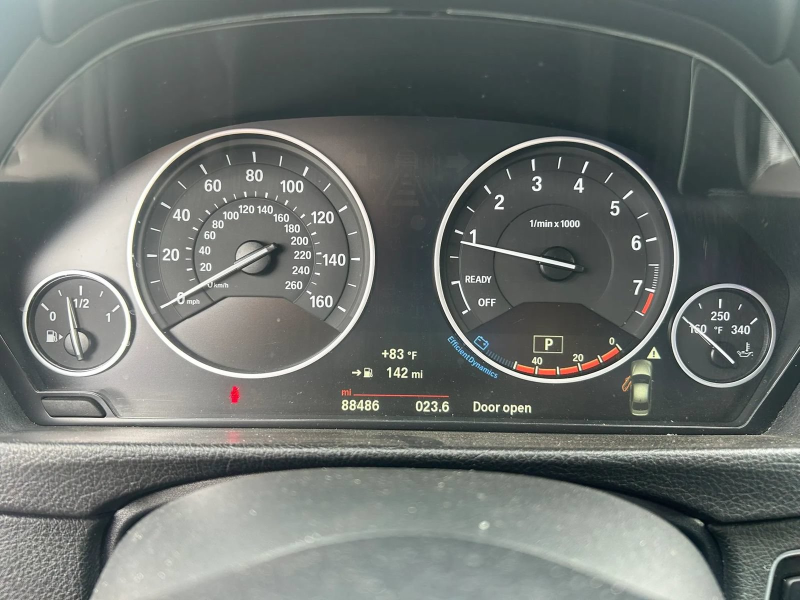 Used 2018 BMW 320i Sedan RWD image 13