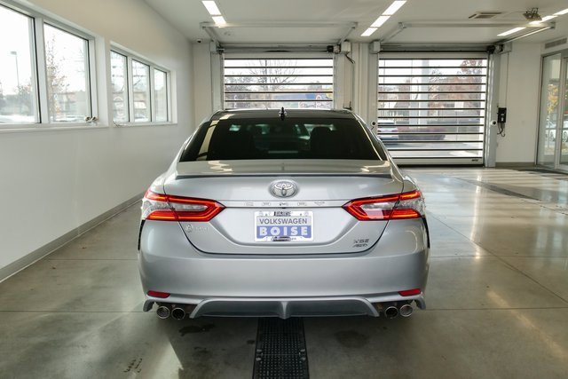 Used 2020 Toyota Camry XSE image 5