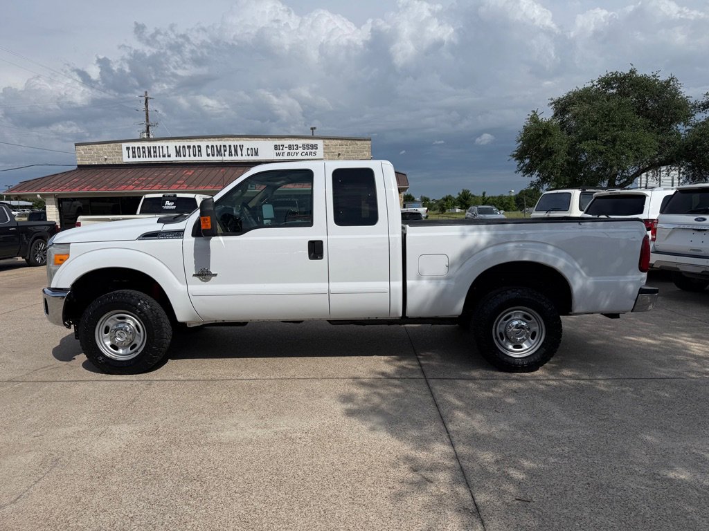 Used 2016 Ford F250 XLT w/ FX4 Off-Road Package AWD/4WD image 4