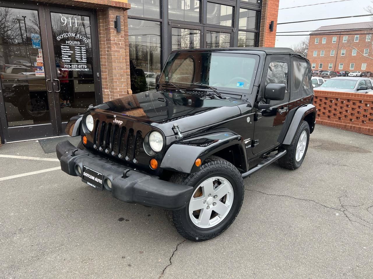 Used 2007 Jeep Wrangler Sahara image 2