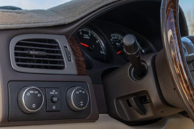 Used 2013 GMC Sierra 3500 Denali image 23