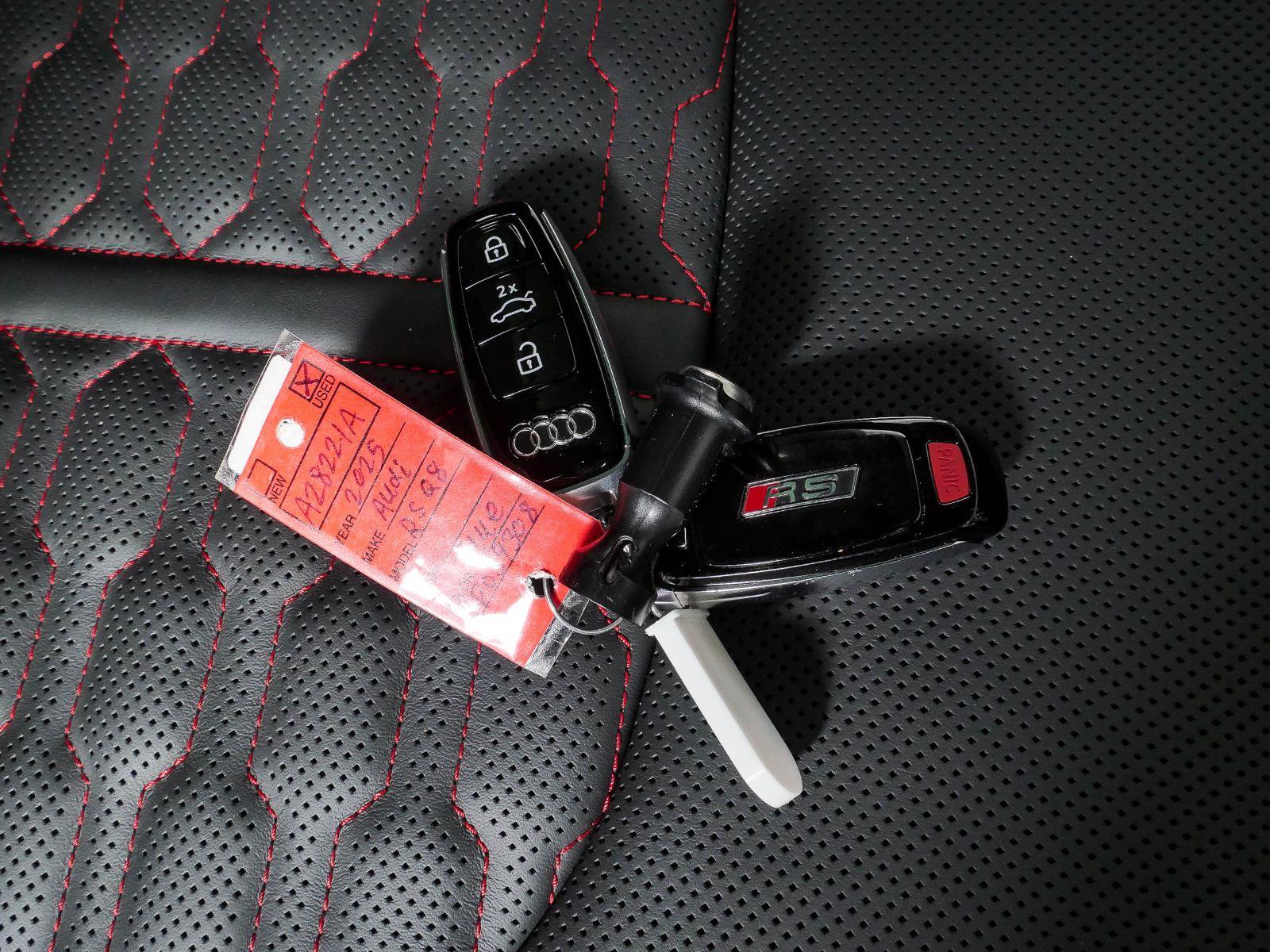 Used 2025 Audi RS Q8 performance AWD/4WD image 28