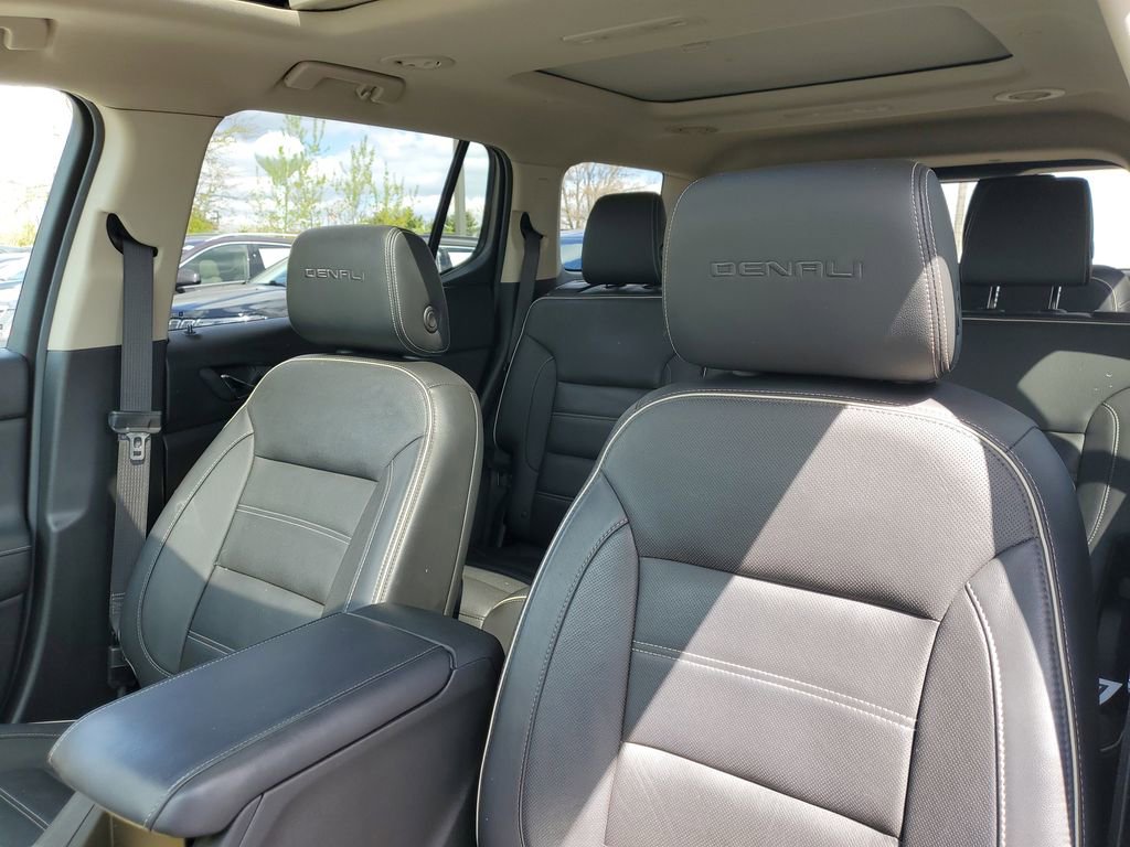 Used 2017 GMC Acadia Denali AWD/4WD image 13