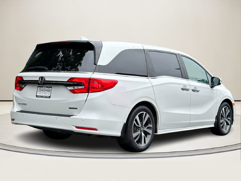 Used 2023 Honda Odyssey Touring image 3
